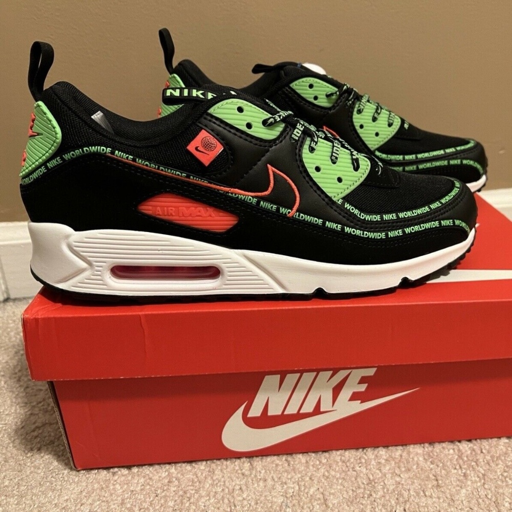 Size 9.5 - Nike Air Max 90 Worldwide Pack Black/ Flash / Crimson